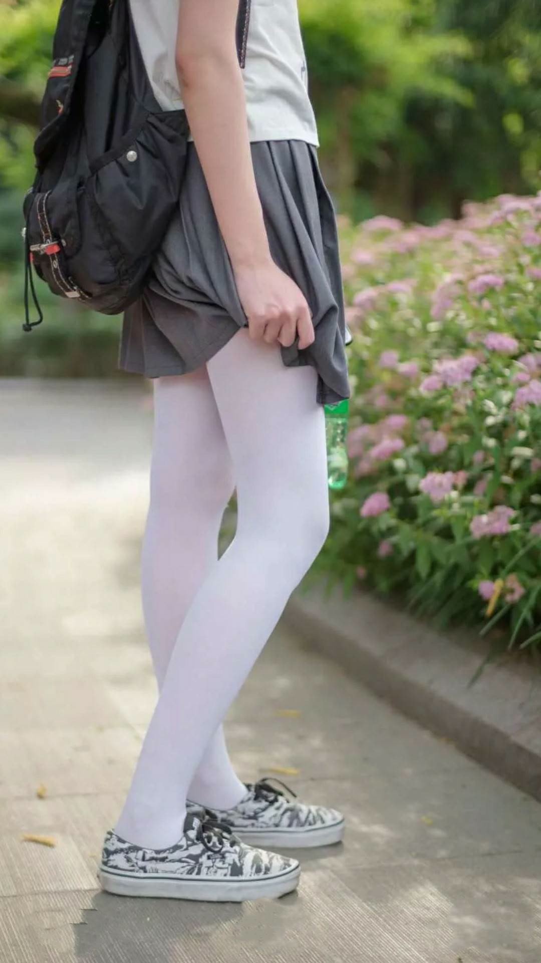 开云官方-重要比赛中球队实力对决，激烈角逐，球队对战