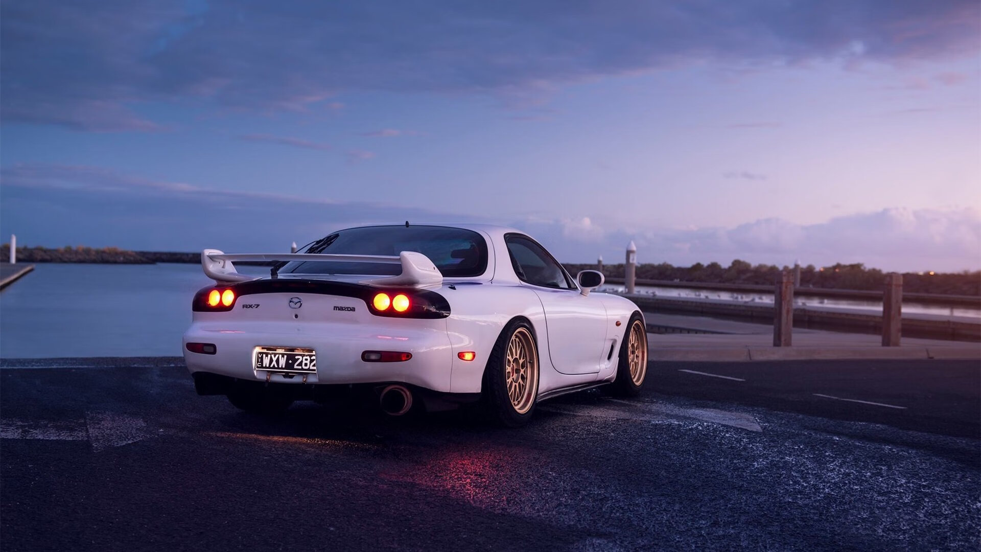 开云体育APP下载-“武汉马拉松：赛场上，速度与毅力的较量”